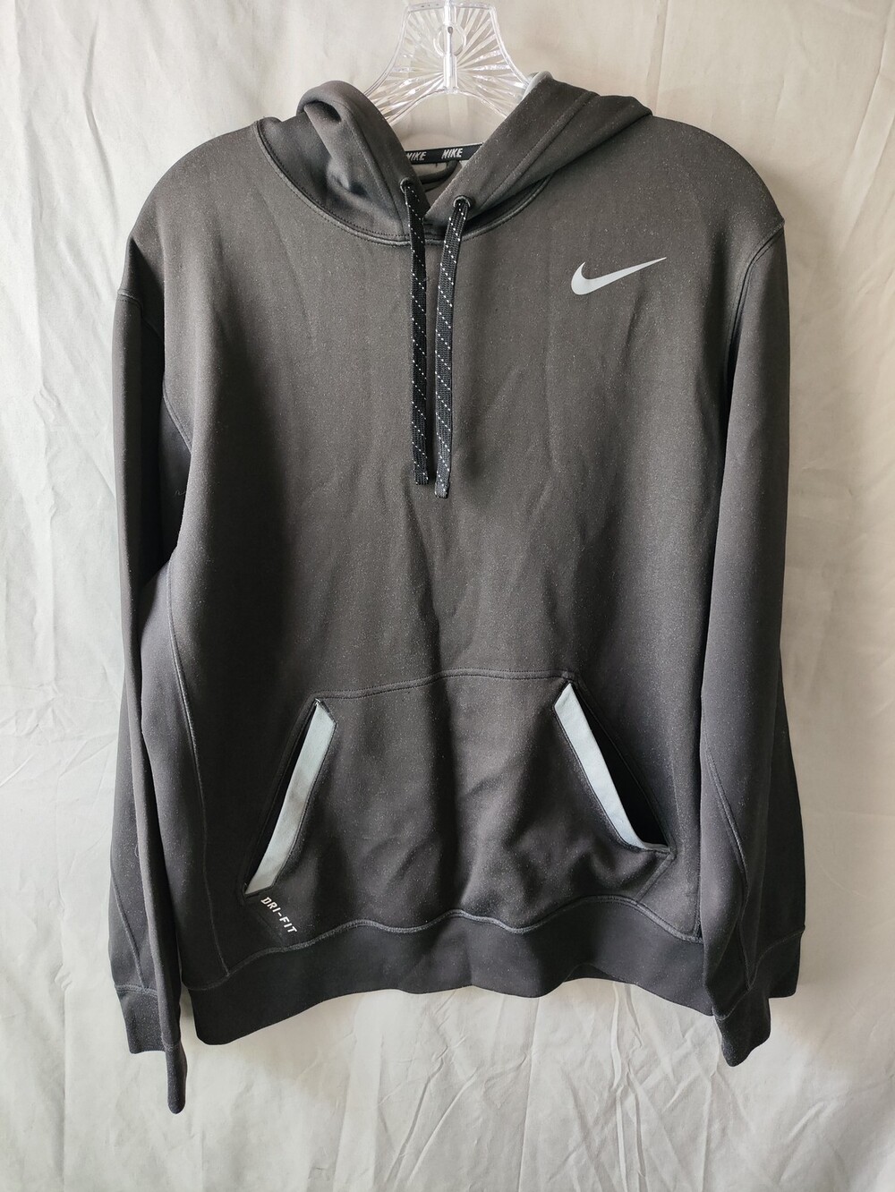 Nike Hoodie Mens Small Black Dri-FIT Pullover Sweatshirt Swoosh Athletic Running